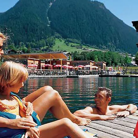 فندق First Mountain Montafon 3*